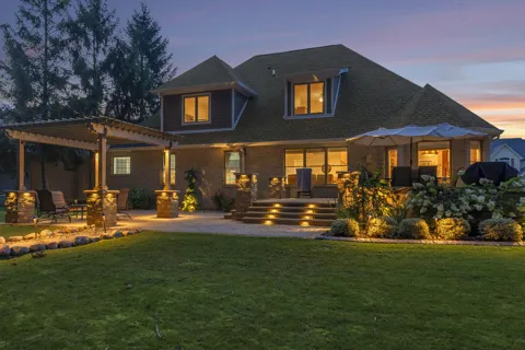 284 Muirfield Drive