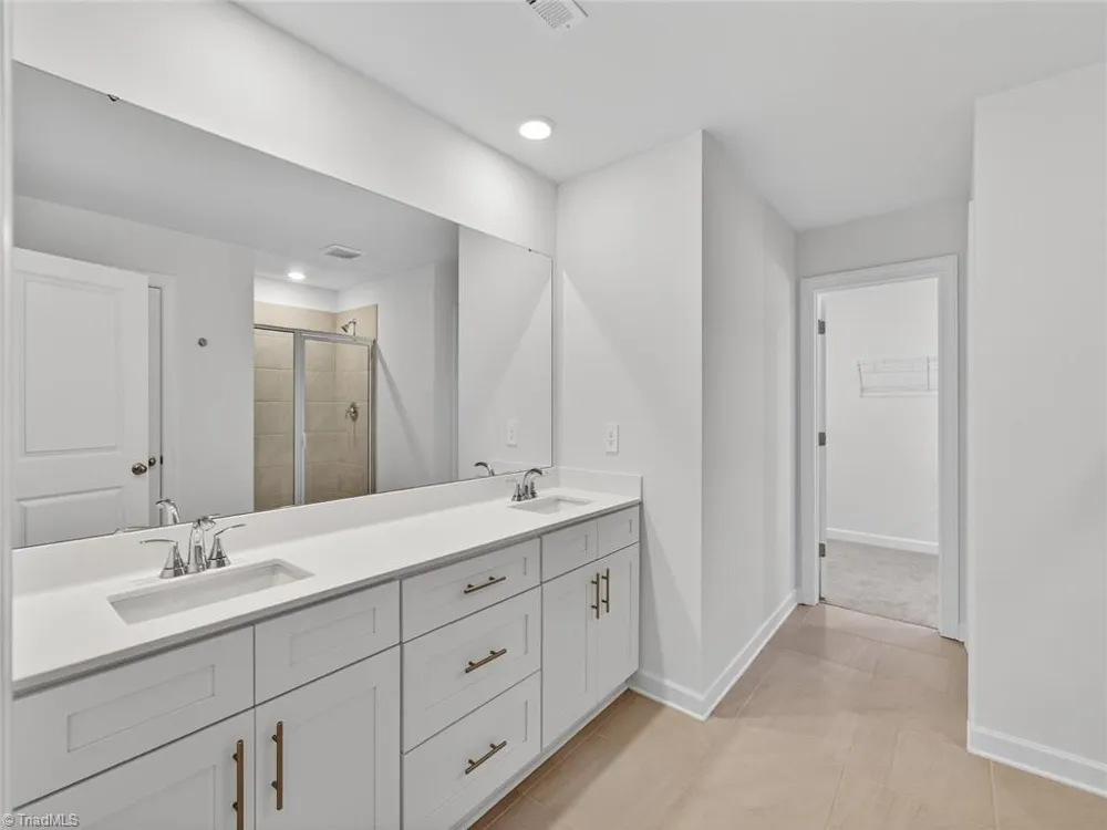 2434 Maxton Drive Salisbury, NC 28144