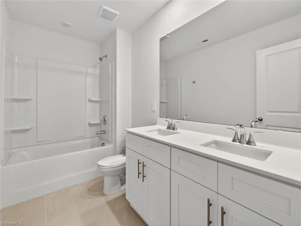 2434 Maxton Drive Salisbury, NC 28144
