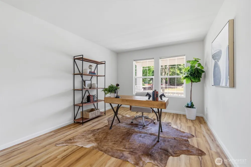 17427 92nd Avenue NE Bothell, WA 98011