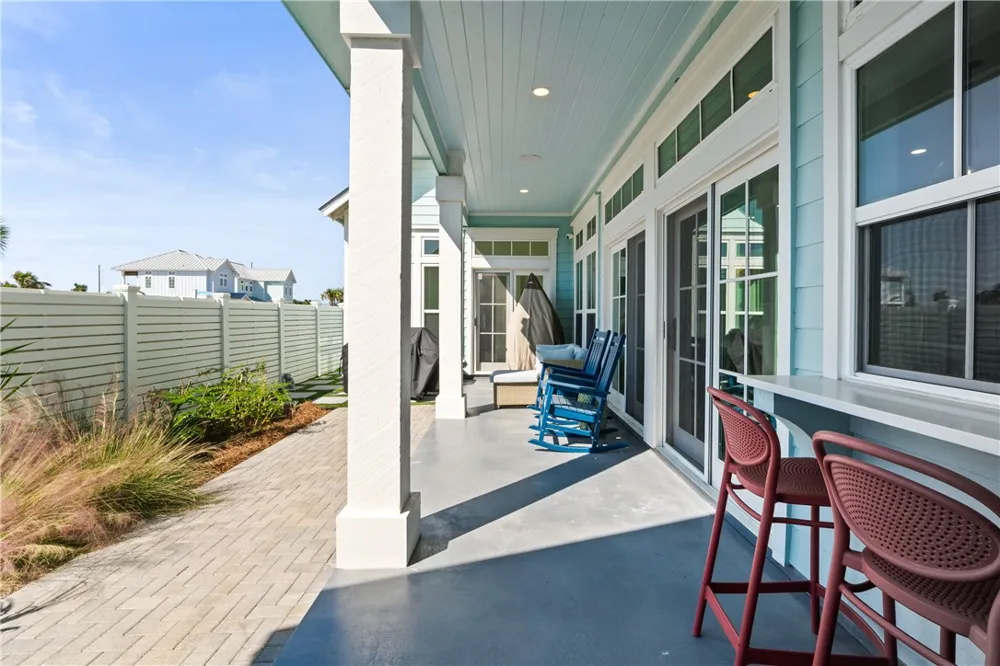 724 Sunset Avenue Port Aransas, TX 78373