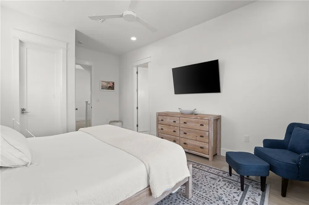 724 Sunset Avenue Port Aransas, TX 78373
