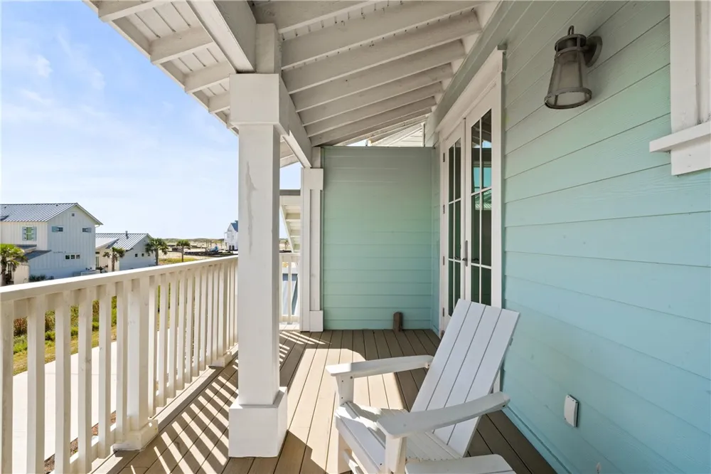 724 Sunset Avenue Port Aransas, TX 78373