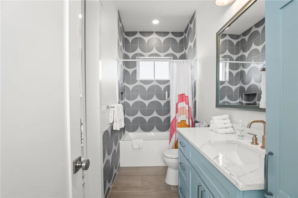 724 Sunset Avenue Port Aransas, TX 78373