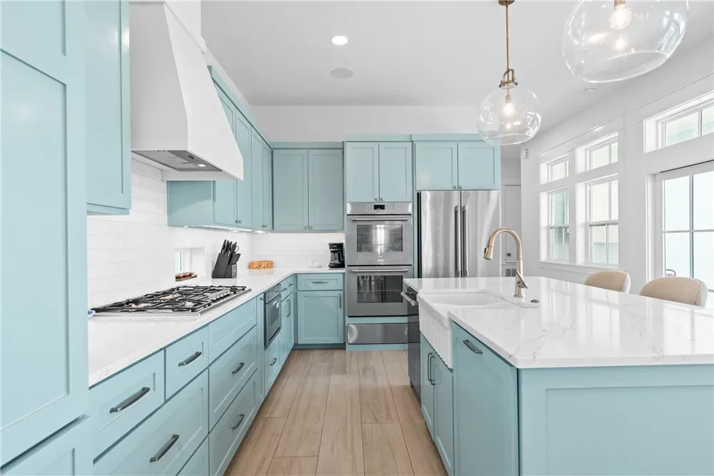 724 Sunset Avenue Port Aransas, TX 78373