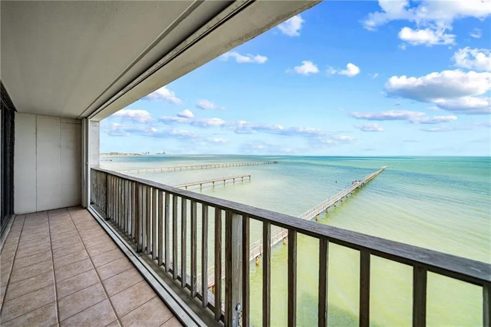 4334 Ocean Drive #605 Corpus Christi, TX 78412