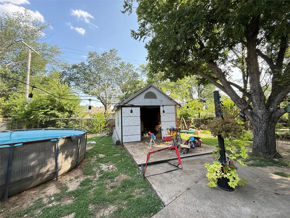 7508 S College Circle North Richland Hills, TX 76180