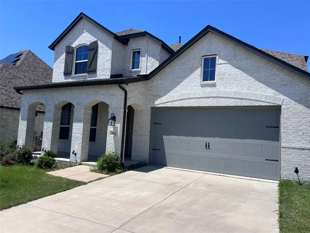 2452 Brightling Bend Forney, TX 75126