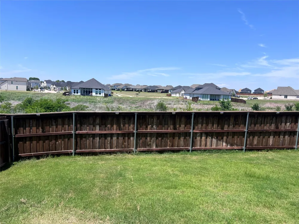2452 Brightling Bend Forney, TX 75126