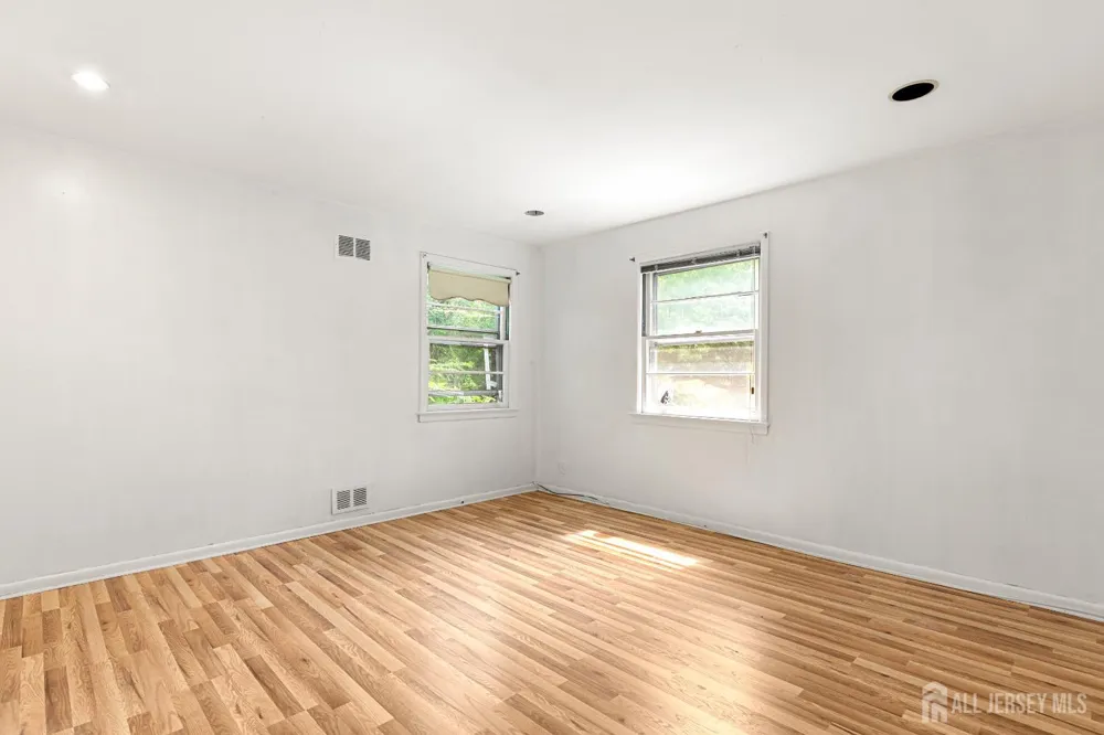 29 Devonshire Terrace West Orange, NJ 07052