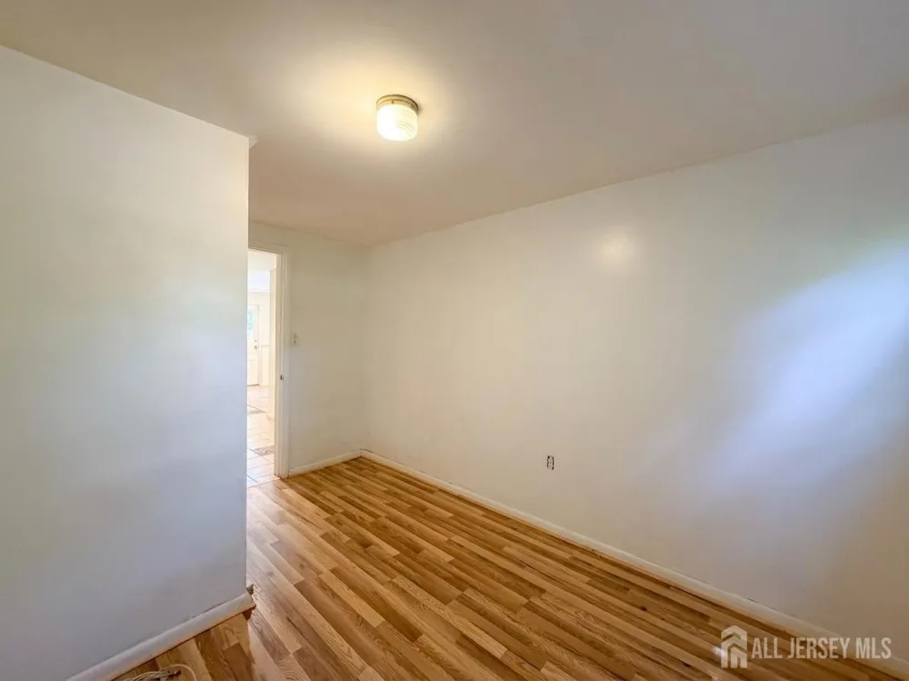 29 Devonshire Terrace West Orange, NJ 07052