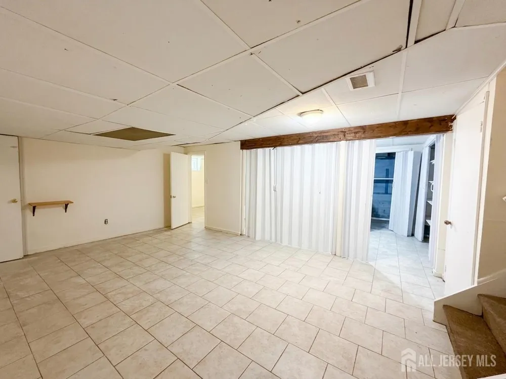 29 Devonshire Terrace West Orange, NJ 07052