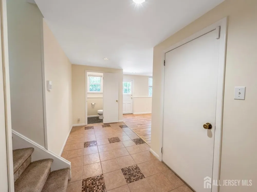 29 Devonshire Terrace West Orange, NJ 07052