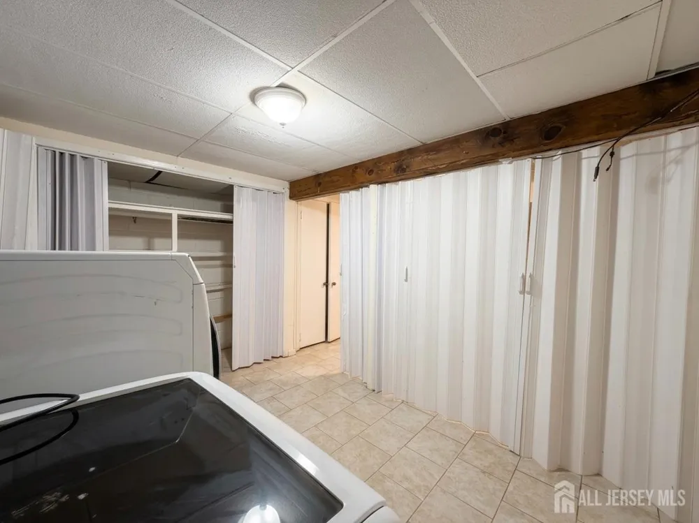 29 Devonshire Terrace West Orange, NJ 07052