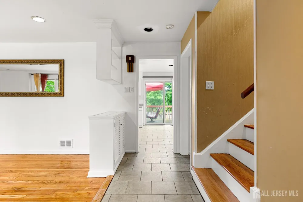 29 Devonshire Terrace West Orange, NJ 07052