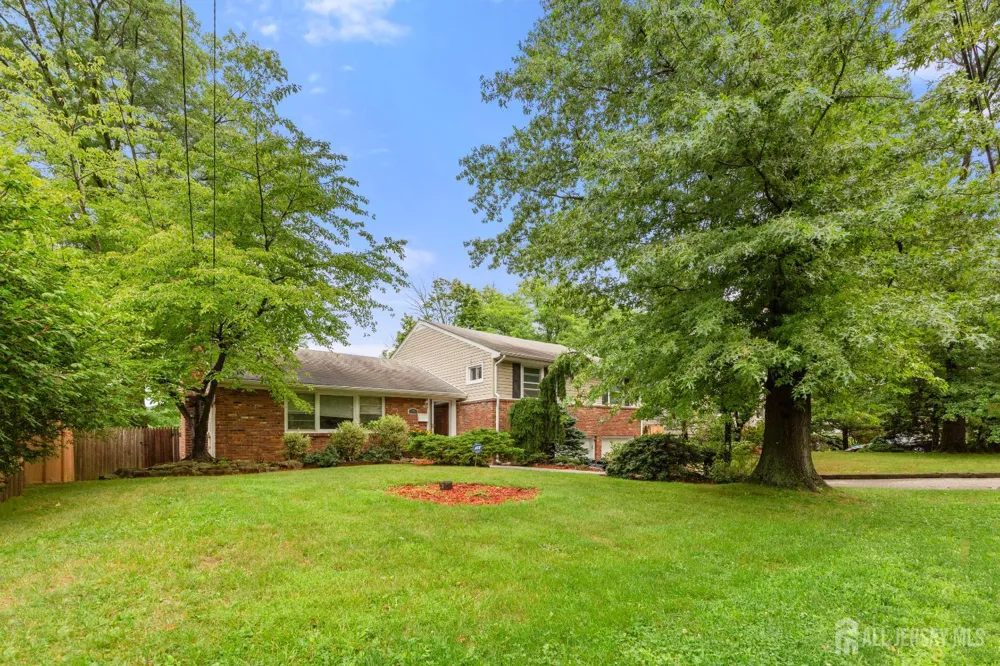 29 Devonshire Terrace West Orange, NJ 07052