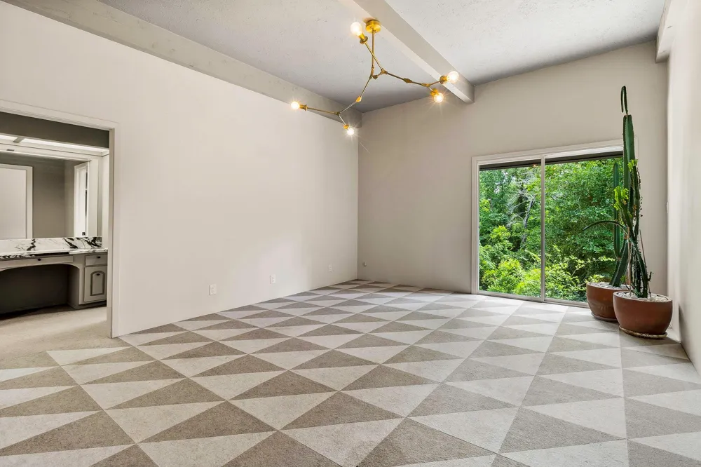 827 Magnolia St Livingston, TX 77351