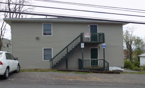 109 S BROADWAY STREET