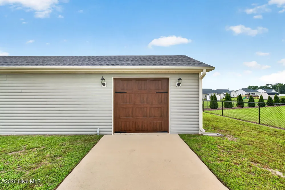156 Clipper Lane Smithfield, NC 27577