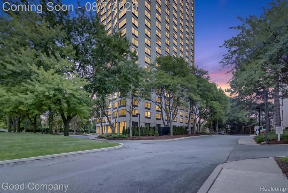5000 Town Center #1402 Southfield City, MI 48075