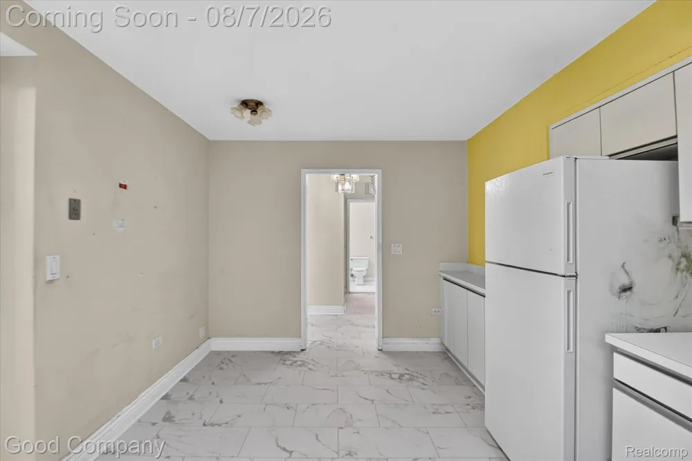 5000 Town Center #1402 Southfield City, MI 48075
