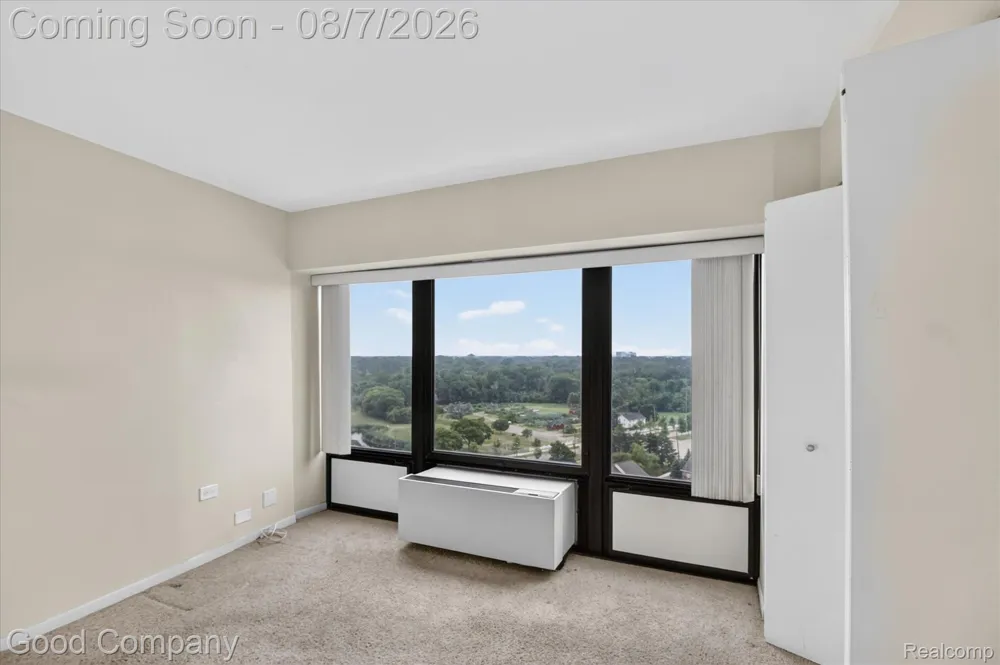 5000 Town Center #1402 Southfield City, MI 48075
