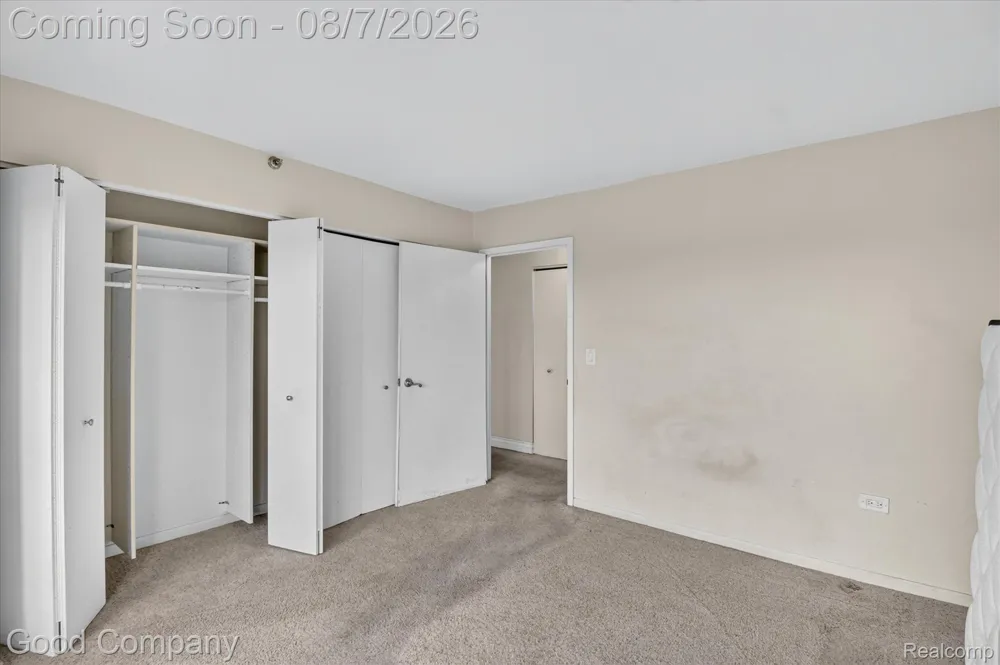 5000 Town Center #1402 Southfield City, MI 48075