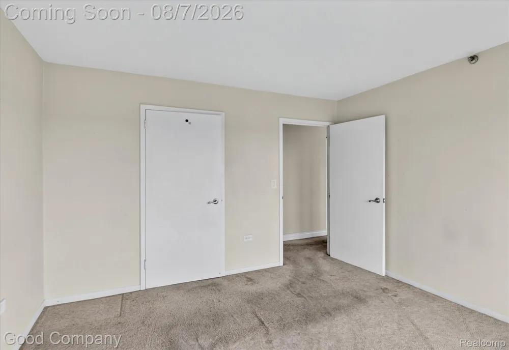 5000 Town Center #1402 Southfield City, MI 48075