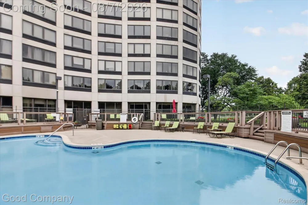 5000 Town Center #1402 Southfield City, MI 48075