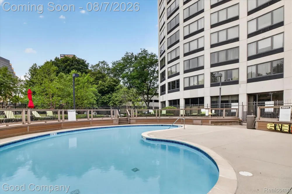 5000 Town Center #1402 Southfield City, MI 48075