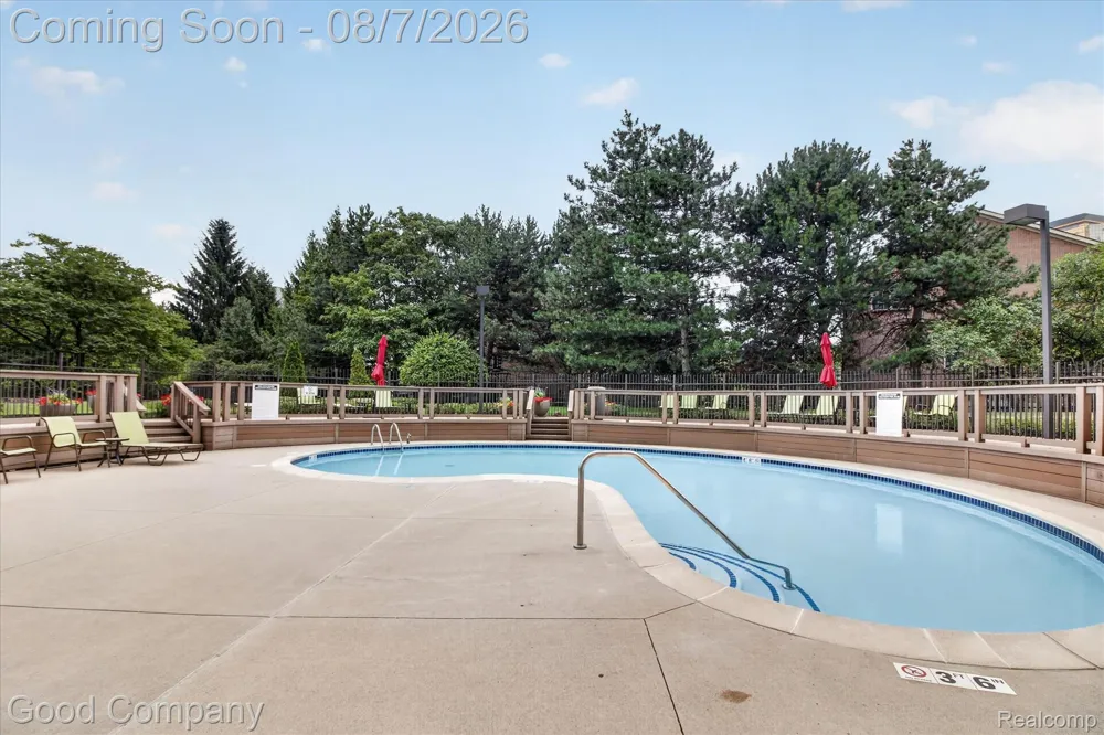 5000 Town Center #1402 Southfield City, MI 48075
