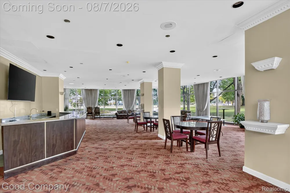 5000 Town Center #1402 Southfield City, MI 48075
