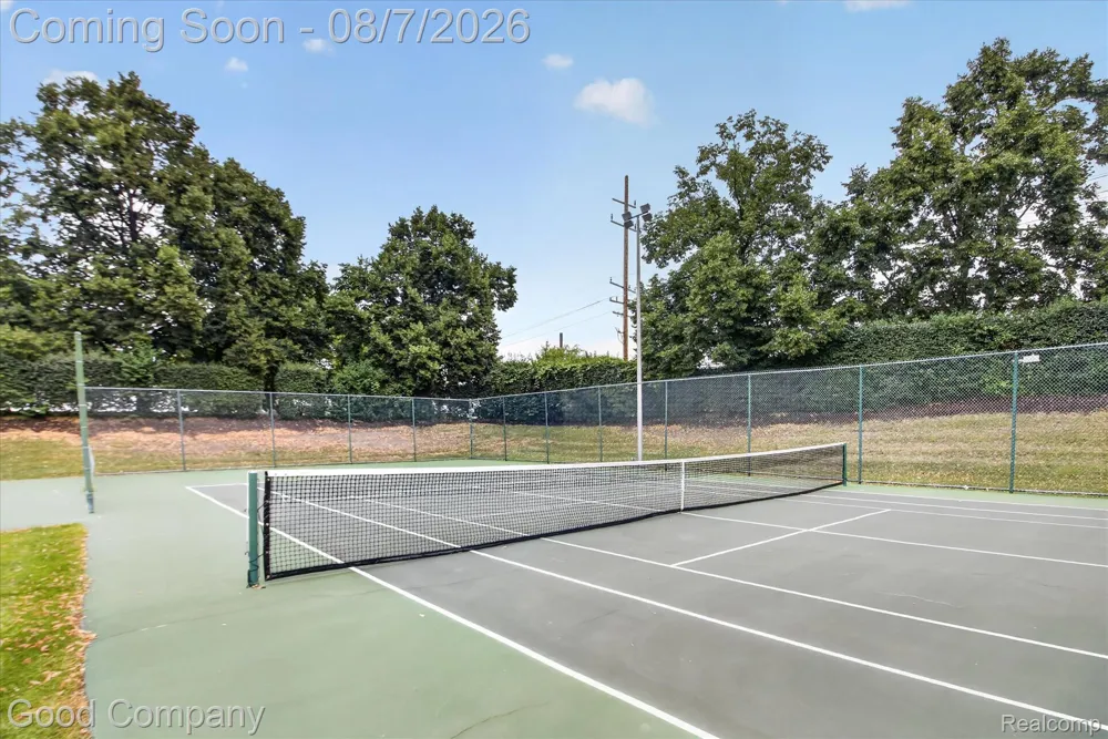 5000 Town Center #1402 Southfield City, MI 48075