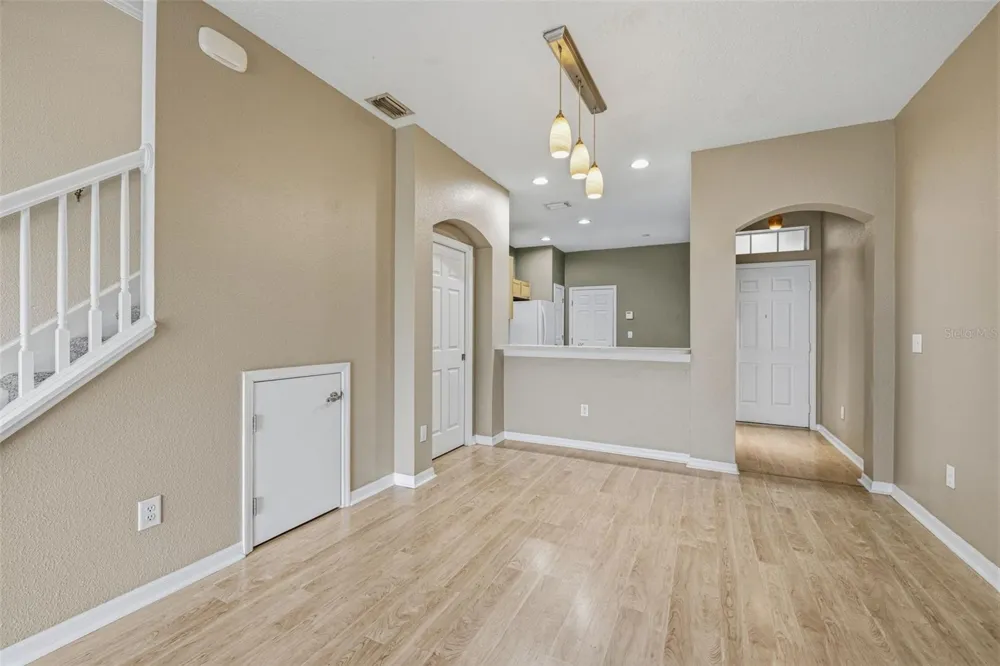 11221 WINDSOR PLACE CIRCLE Tampa, FL 33626