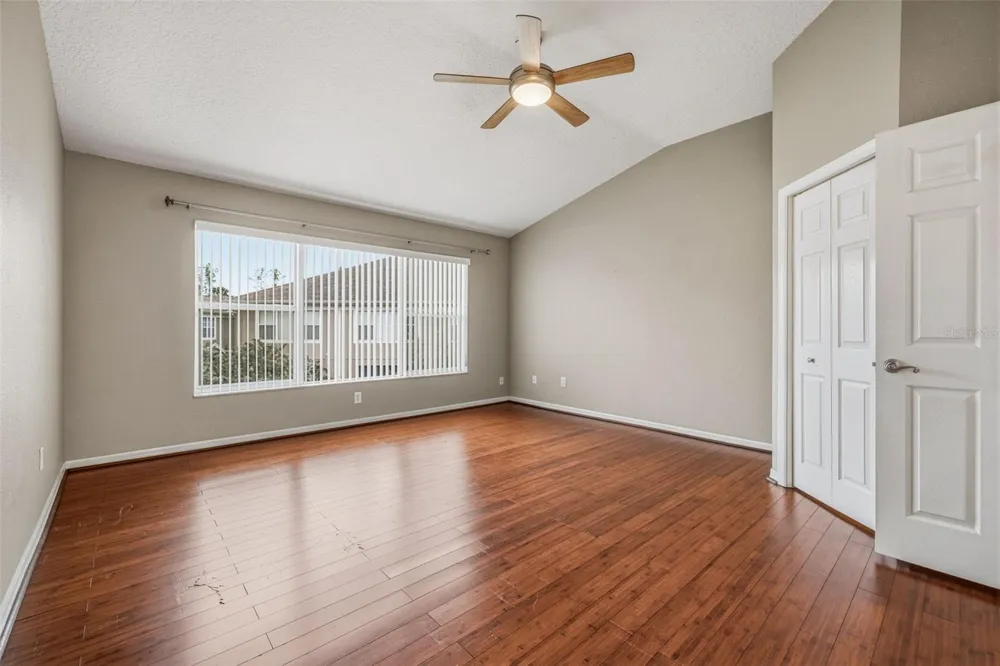 11221 WINDSOR PLACE CIRCLE Tampa, FL 33626