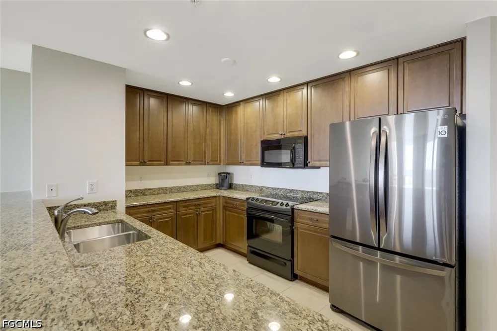 Cape Harbour Drive #708 Cape Coral, FL 33914