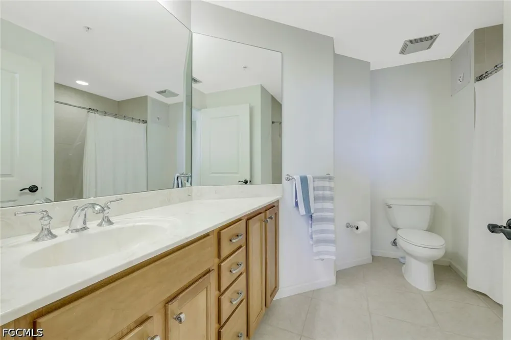 Cape Harbour Drive #708 Cape Coral, FL 33914