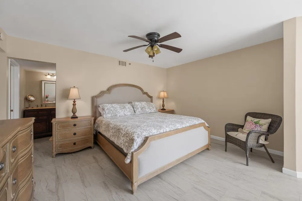 3560 S OCEAN BOULEVARD #607 South Palm Beach, FL 33480