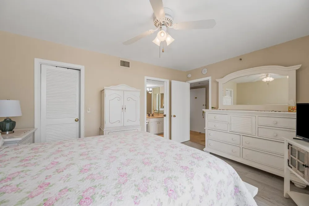 3560 S OCEAN BOULEVARD #607 South Palm Beach, FL 33480