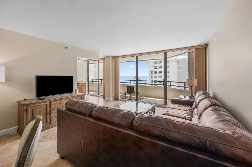 3560 S OCEAN BOULEVARD #607 South Palm Beach, FL 33480