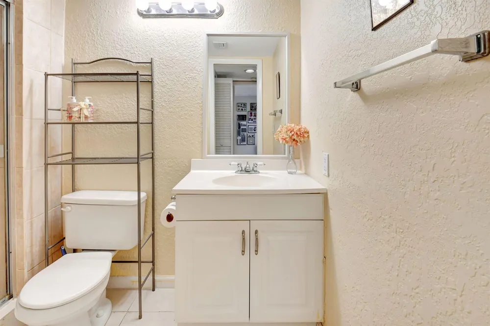 5715 FAIRWAY PARK DRIVE #201 Boynton Beach, FL 33437