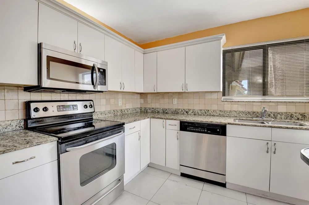 5715 FAIRWAY PARK DRIVE #201 Boynton Beach, FL 33437