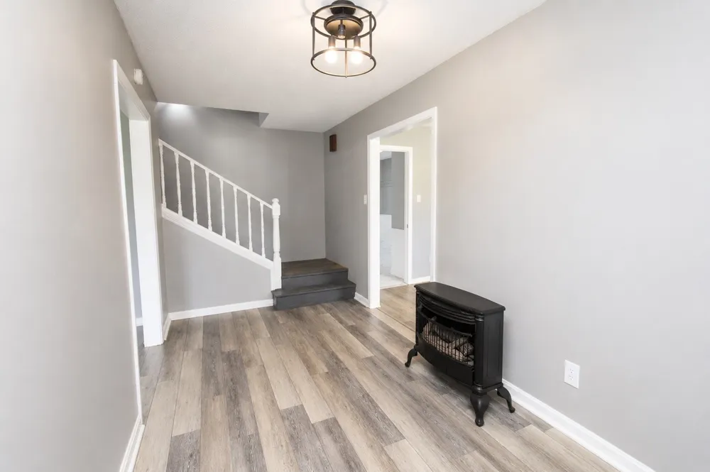 64 Ash St Lexington, TN 38351