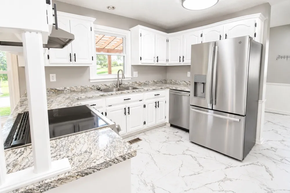 64 Ash St Lexington, TN 38351