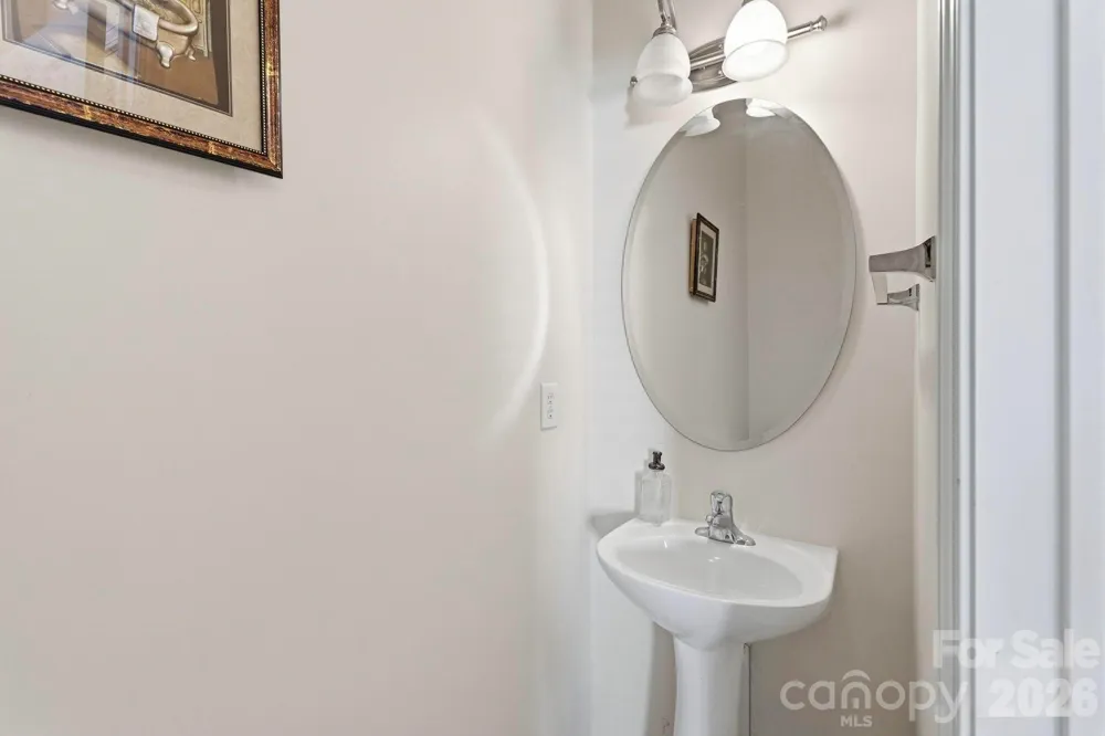 3387 Merchant Lane Davidson, NC 28036