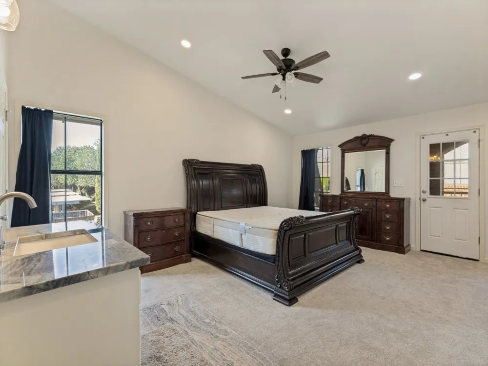 3253 Donnelly Circle #804 Fort Worth, TX 76107