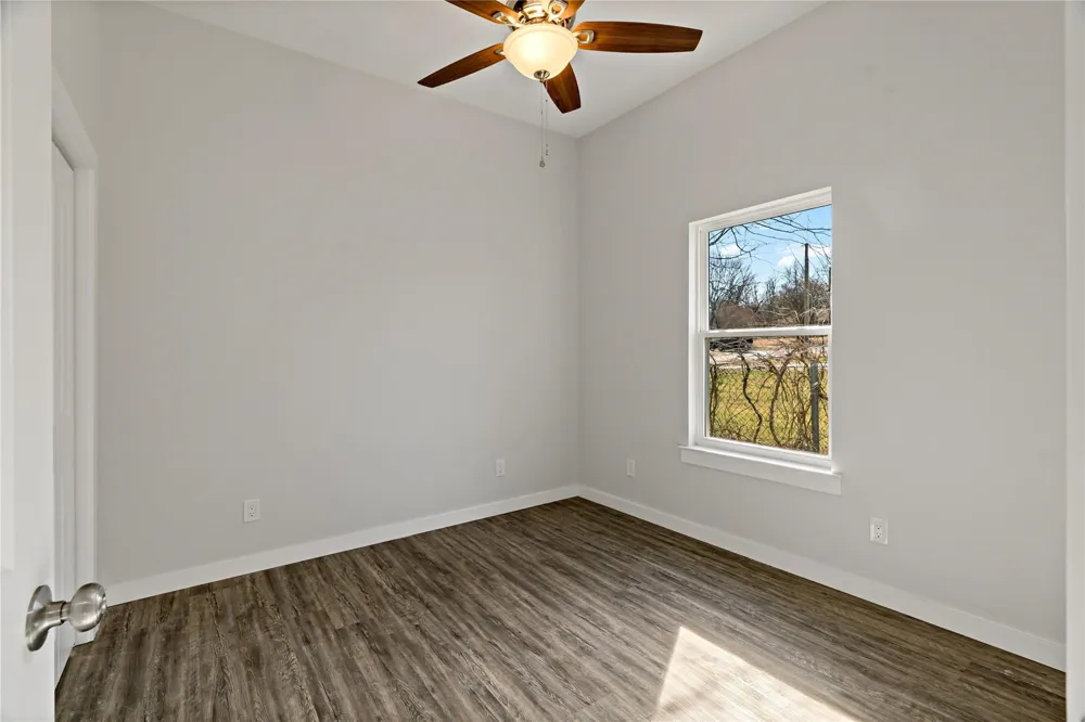 1420 FITZHUGH NE Paris, TX 75460