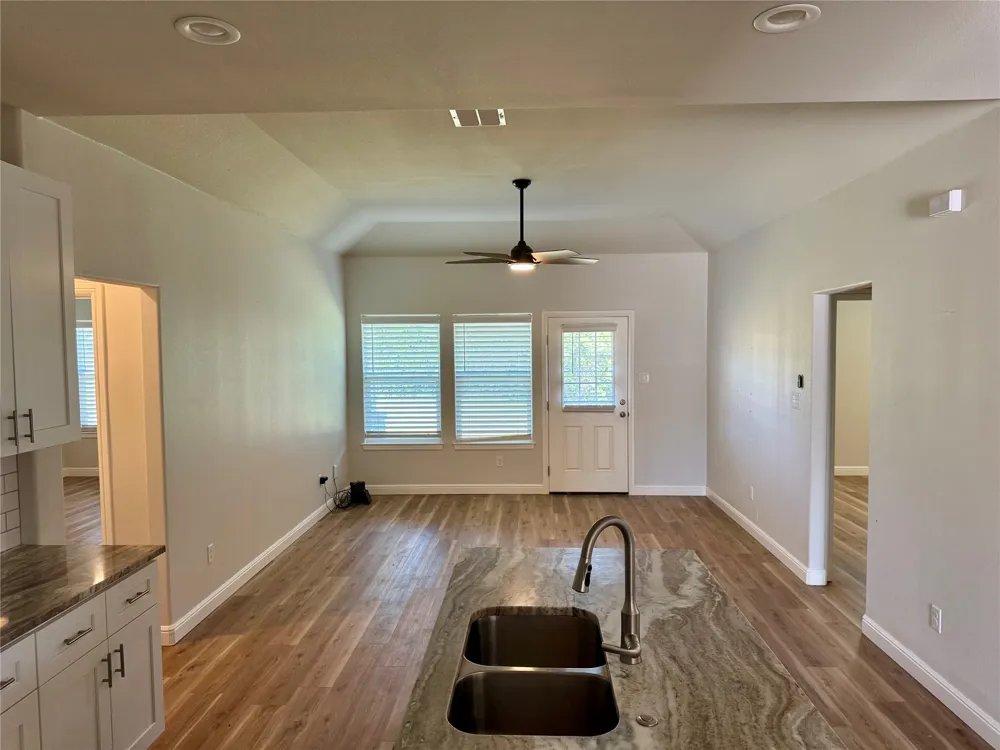 2817 Steepleridge Circle Granbury, TX 76048