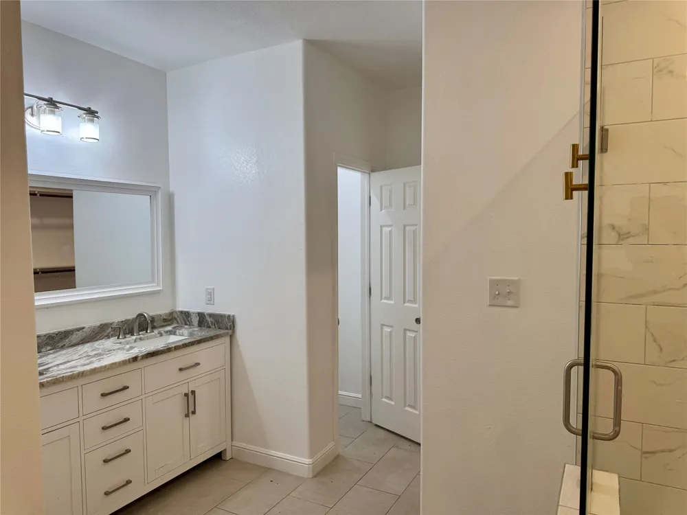 2817 Steepleridge Circle Granbury, TX 76048