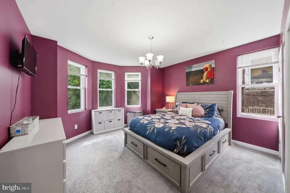 6114 ROSS STREET Philadelphia, PA 19144